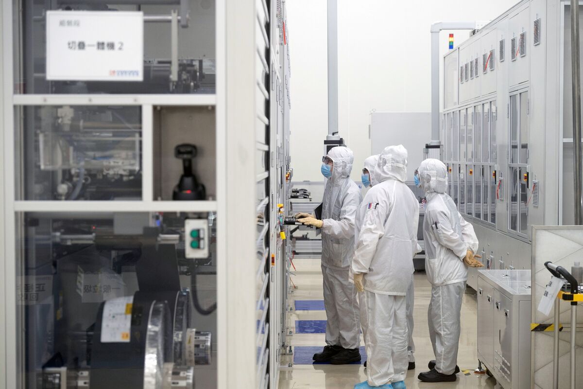 bloomberg.com - Sing Yee Ong - Chipmaking Hub Taiwan Reaffirms Support for New Nuclear Tech