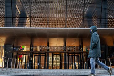 Trump Blasts Dimon, Threatens To Sue JP Morgan Over Debanking