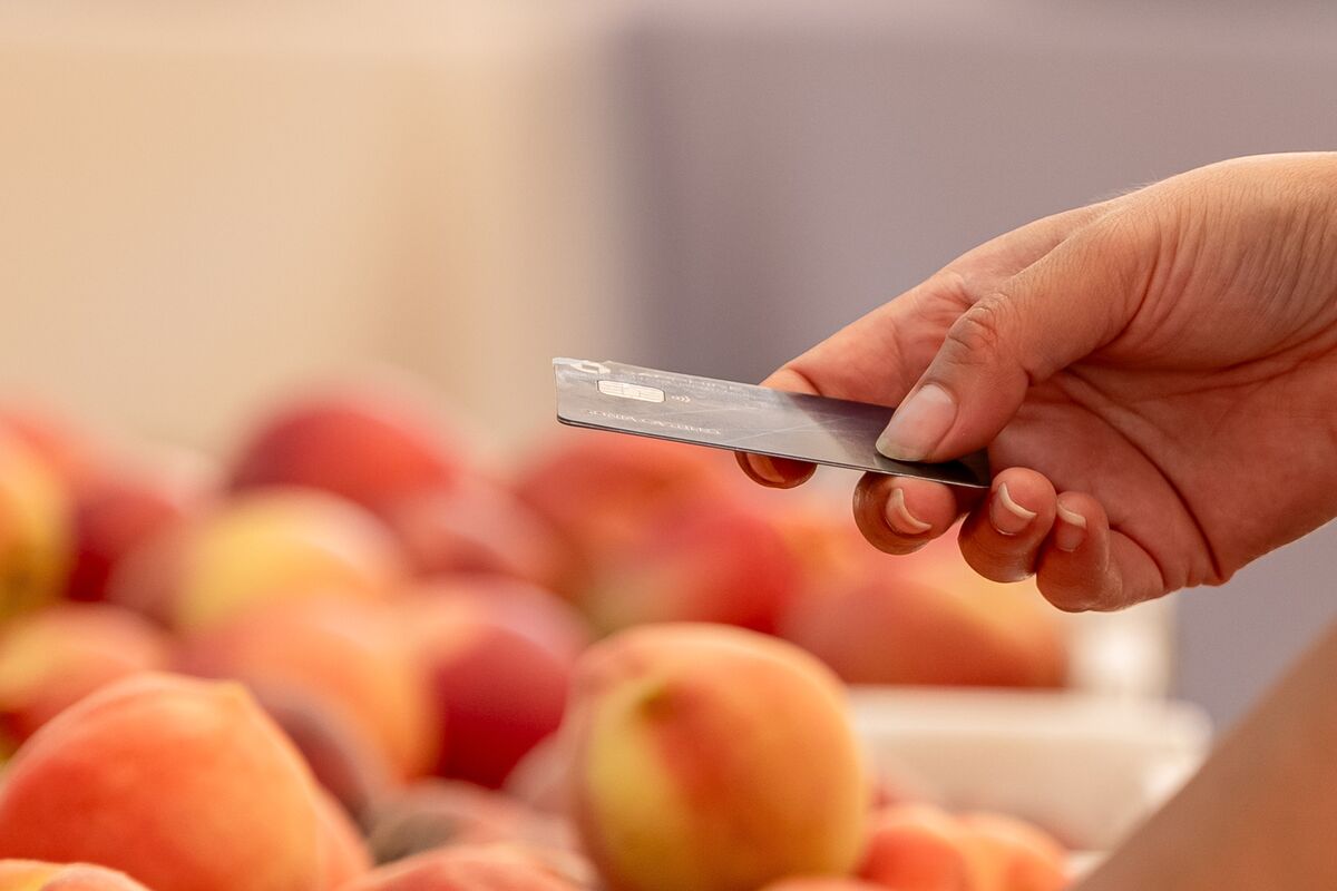 Consumer Spending Proves Resilient in the Face of War