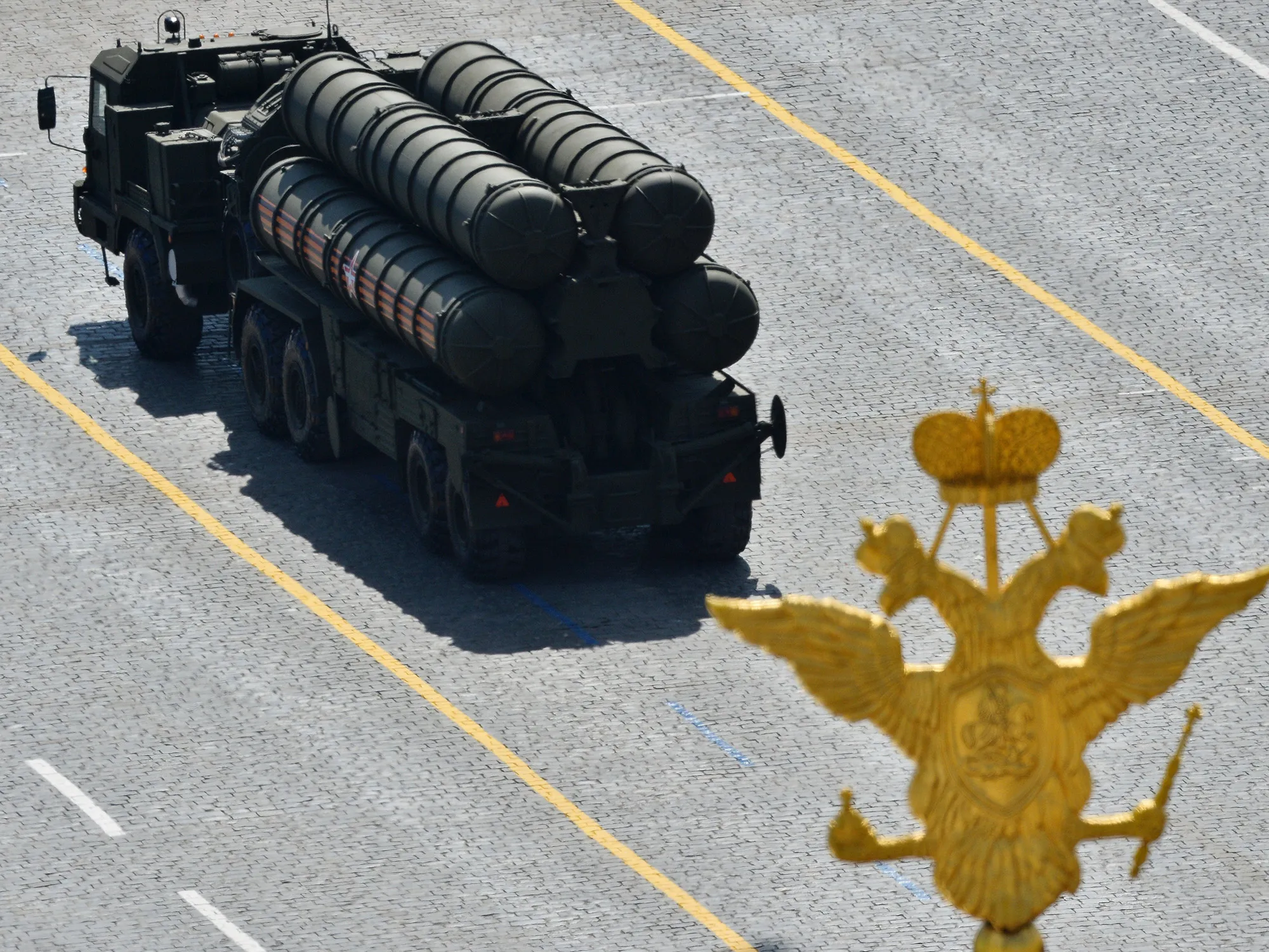 S-400 surface-to-air missile system