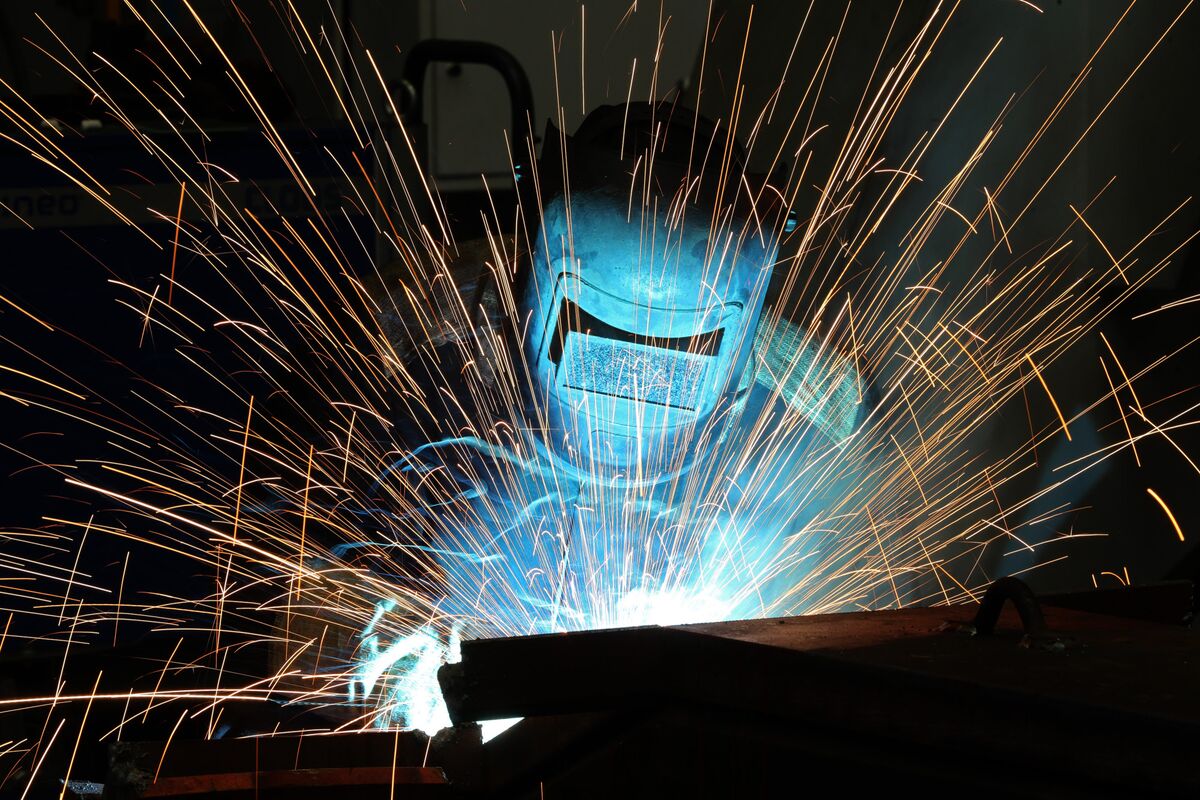 assets.bwbx.io image