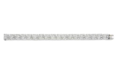 A gold, diamond, and platinum bracelet.