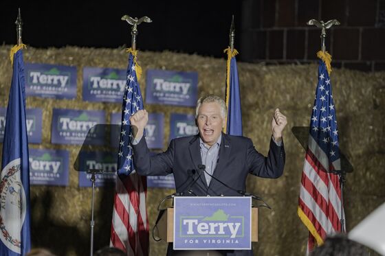 Biden to Campaign With McAuliffe in Virginia as Race Tightens