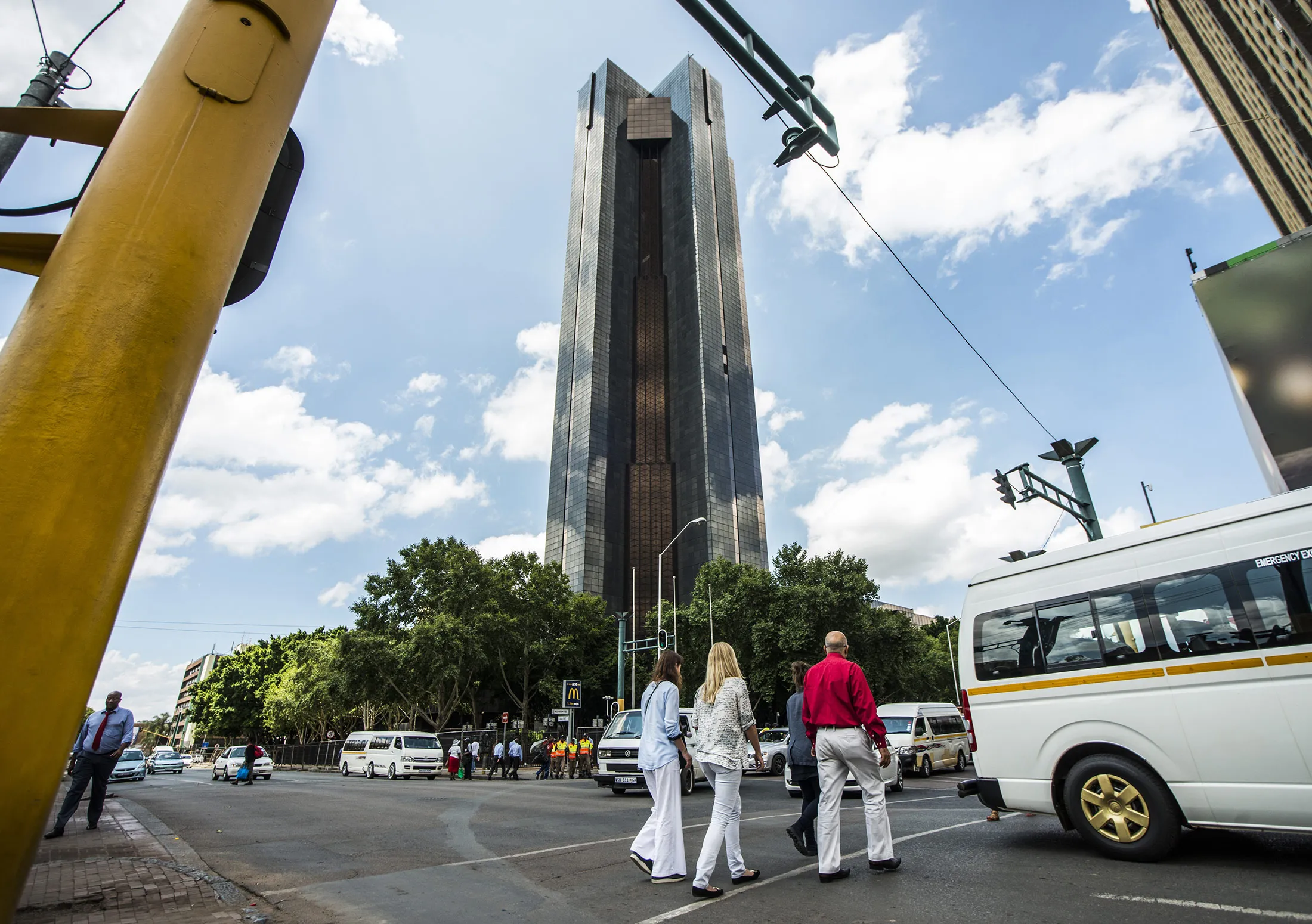 1505469961_S-Africa-central-bank