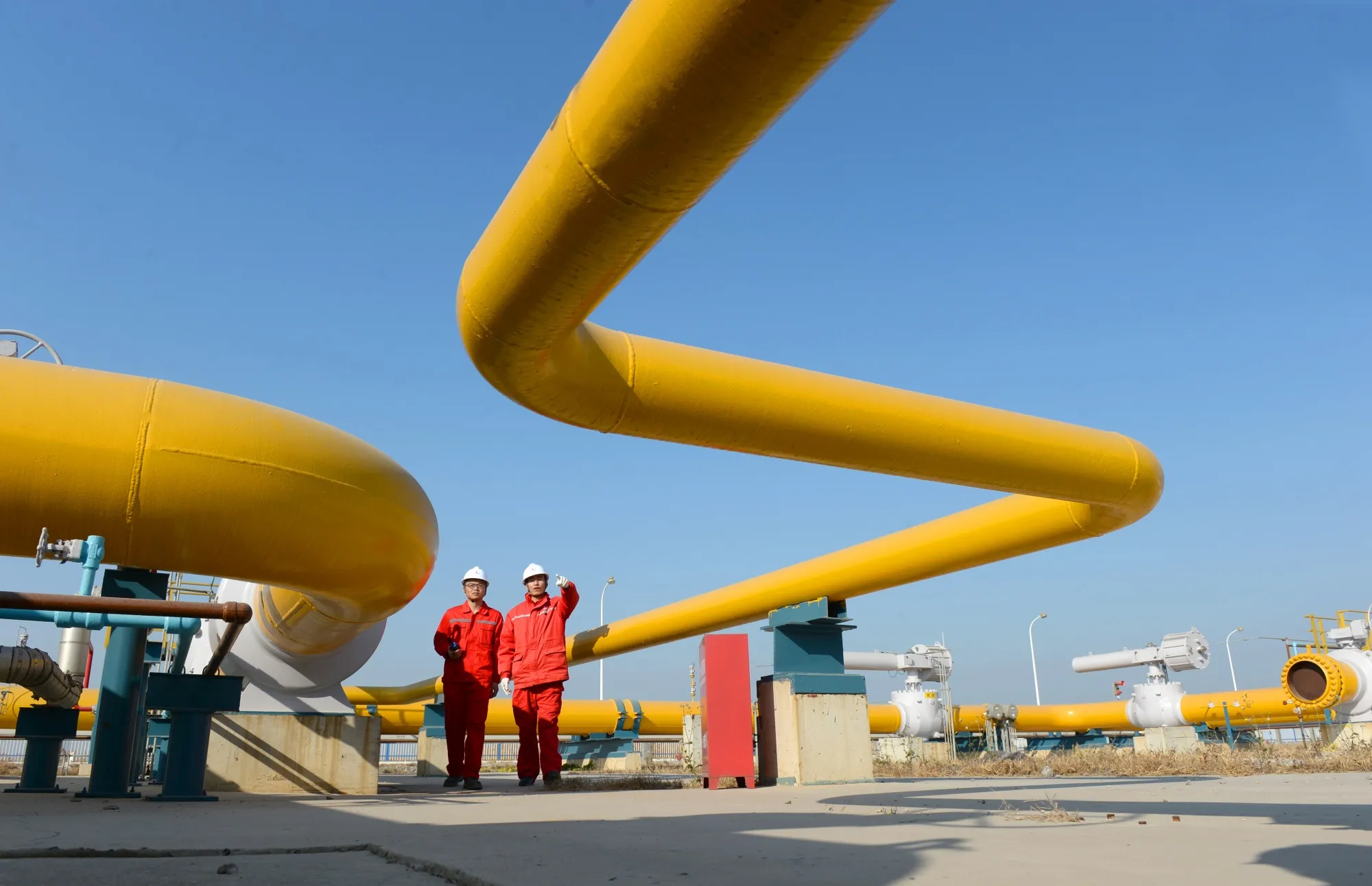 A Sinopec LNG terminal in&nbsp;in Tianjin, China.&nbsp;Qatar will send Sinopec 4 million tons of LNG a year starting in 2026.