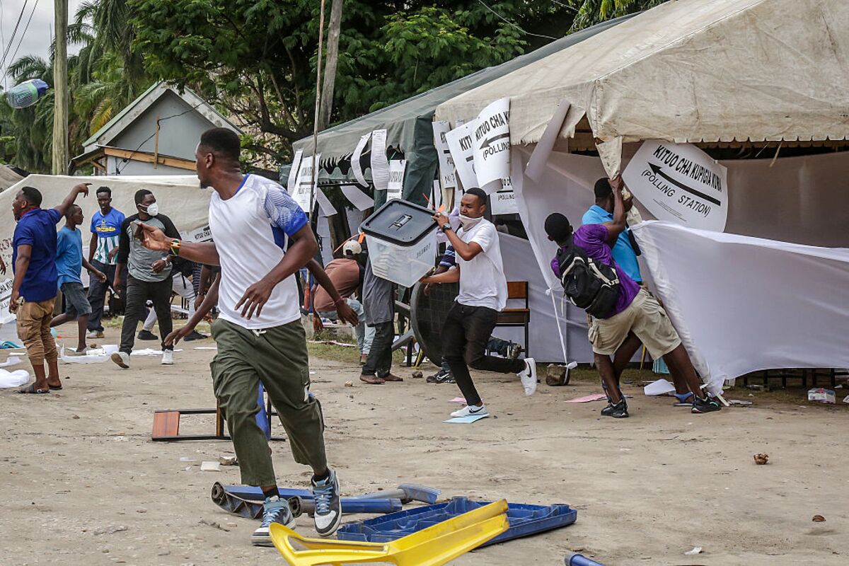 assets.bwbx.io image