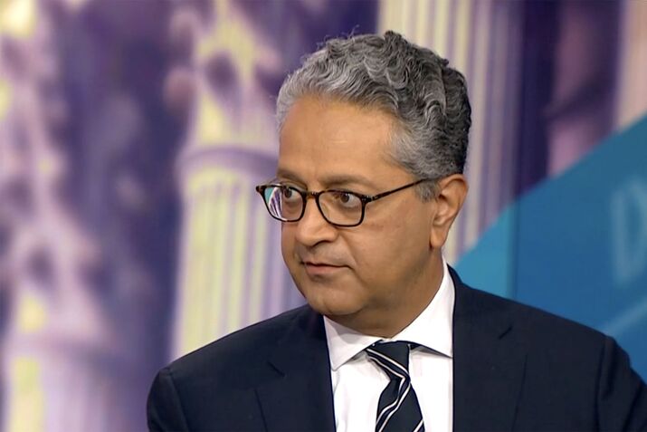 Vanguard CEO Ramji Poaches From Goldman, BlackRock for Key Roles