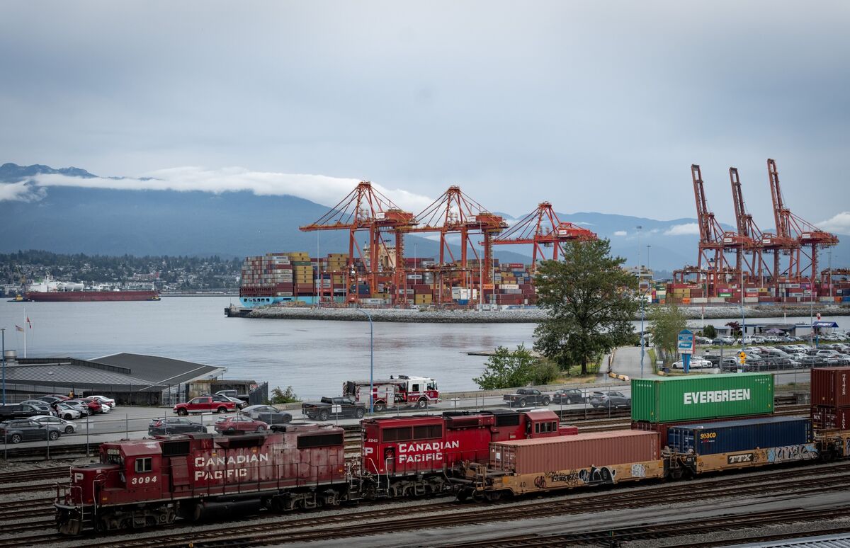 Tariffs Caused $400 Million Hit to Canadian Railways in 2025