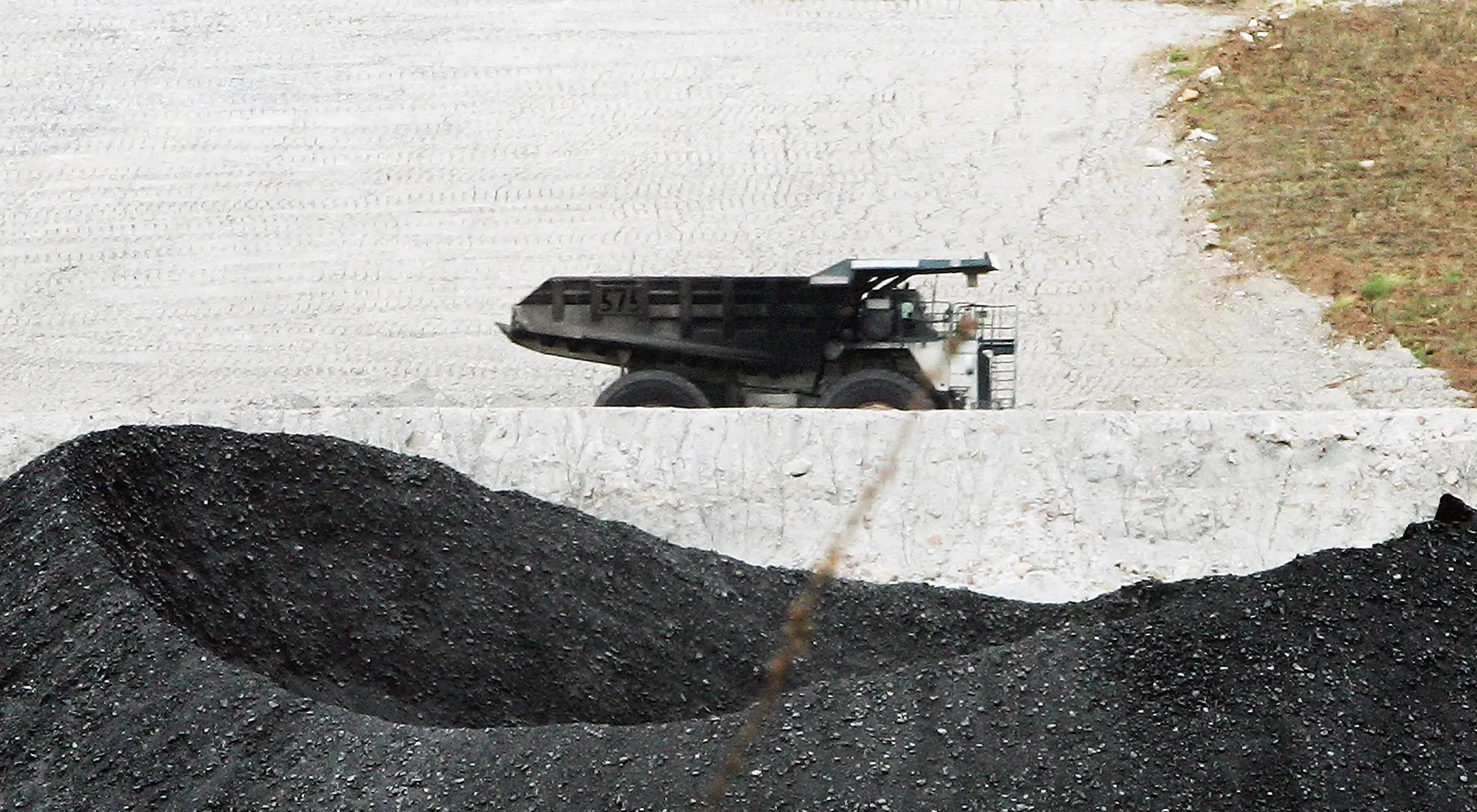 BHP Group fell&nbsp;0.5% to cause the biggest drag on the overall market.