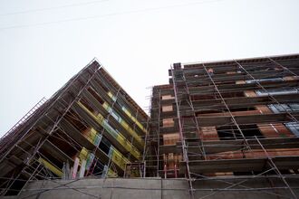 Billionaires and CEOs Gather for Milken in a Reeling LA