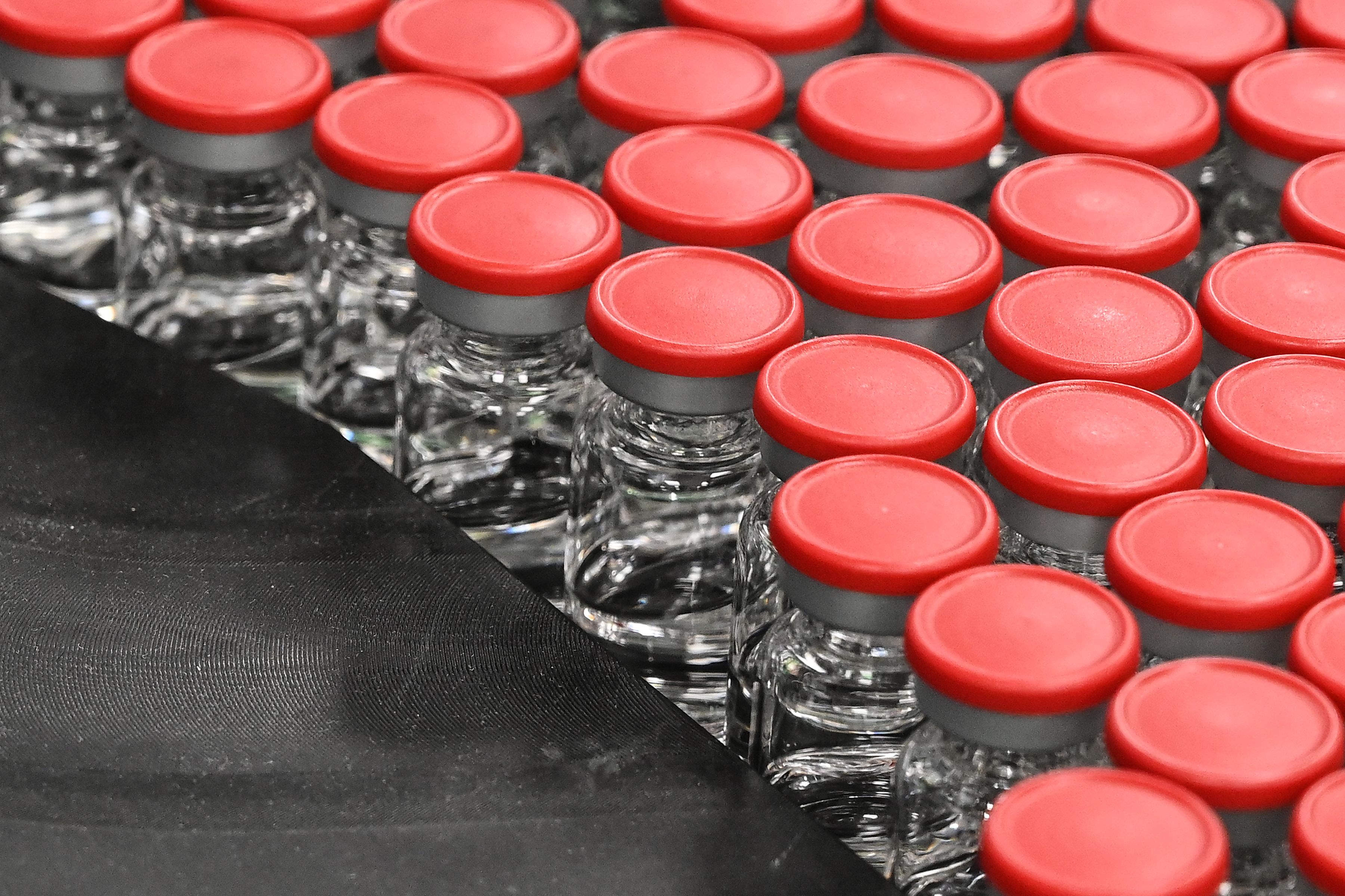 ITALY-HEALTH-VIRUS-SCIENCE-TECHNOLOGY-PHARMACEUTICALS-VACCINE-MA