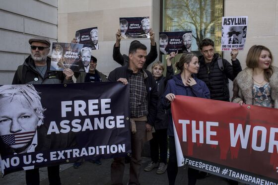 Assange’s Long Standoff Ends With U.K. Arrest, U.S. Hacking Charges