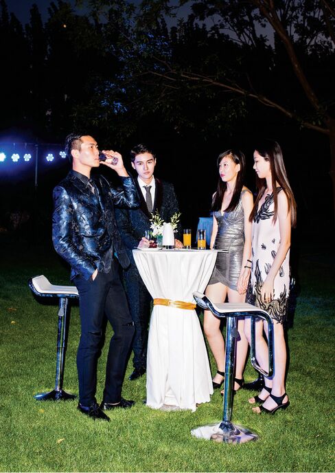 Models hired to attend Hang’s birthday party.