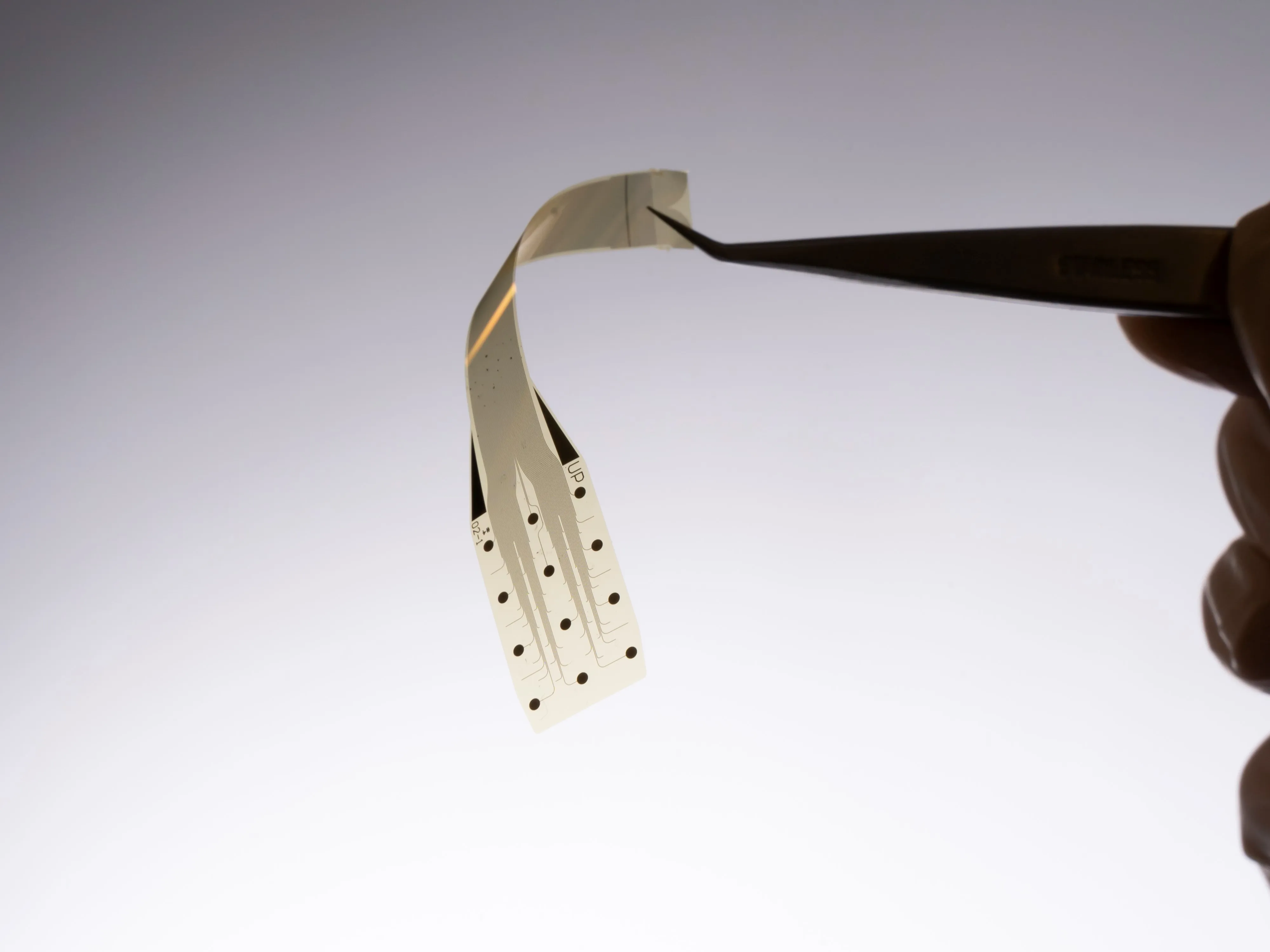 Ibrain’s graphene-implants are 10 microns thick, thinner&nbsp;than a single strand of human hair.