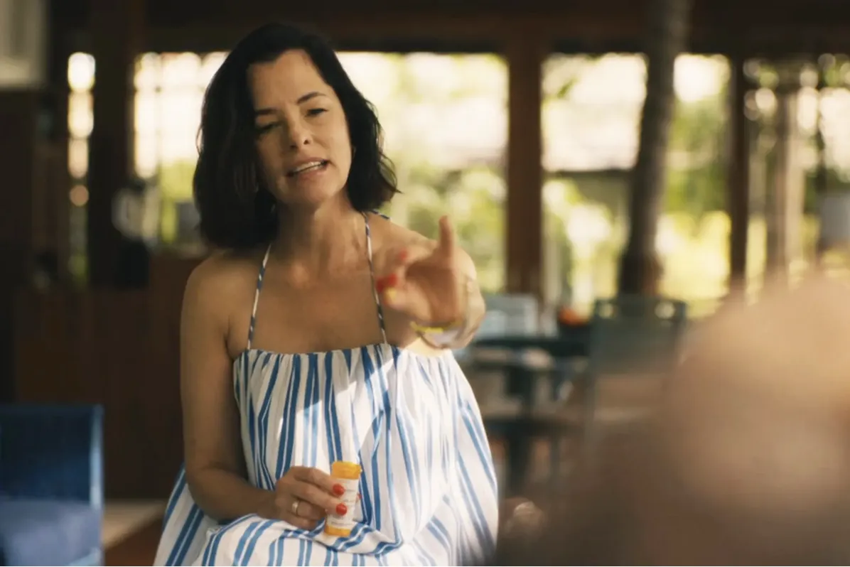 'White Lotus' Spotlights Parker Posey Character's Lorazepam Addiction