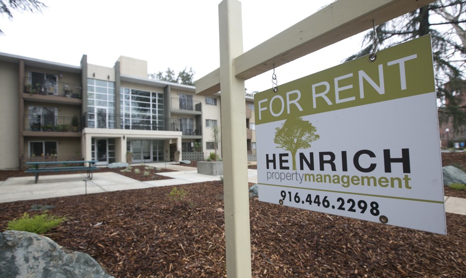 An apartment building in Sacramento, California, where a state bill designed to ease regulations limiting new housing was recently defeated. But the issue isn't going anywhere. 