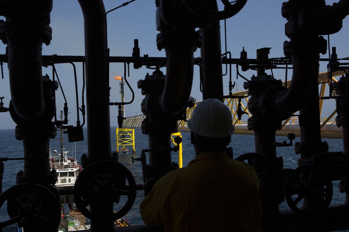 Biden Begins Gulf Coast Oil DrillingRights Sale in a Fresh Blow to