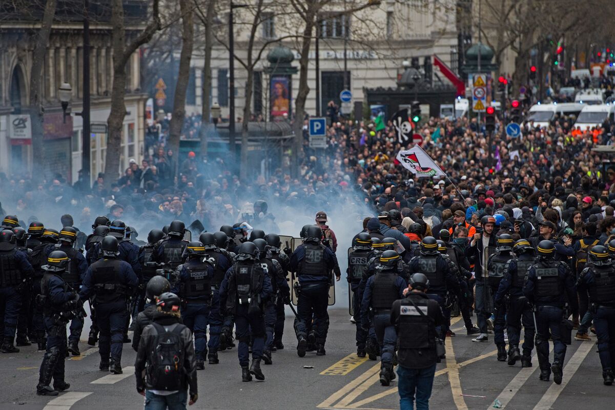 протесты в франции