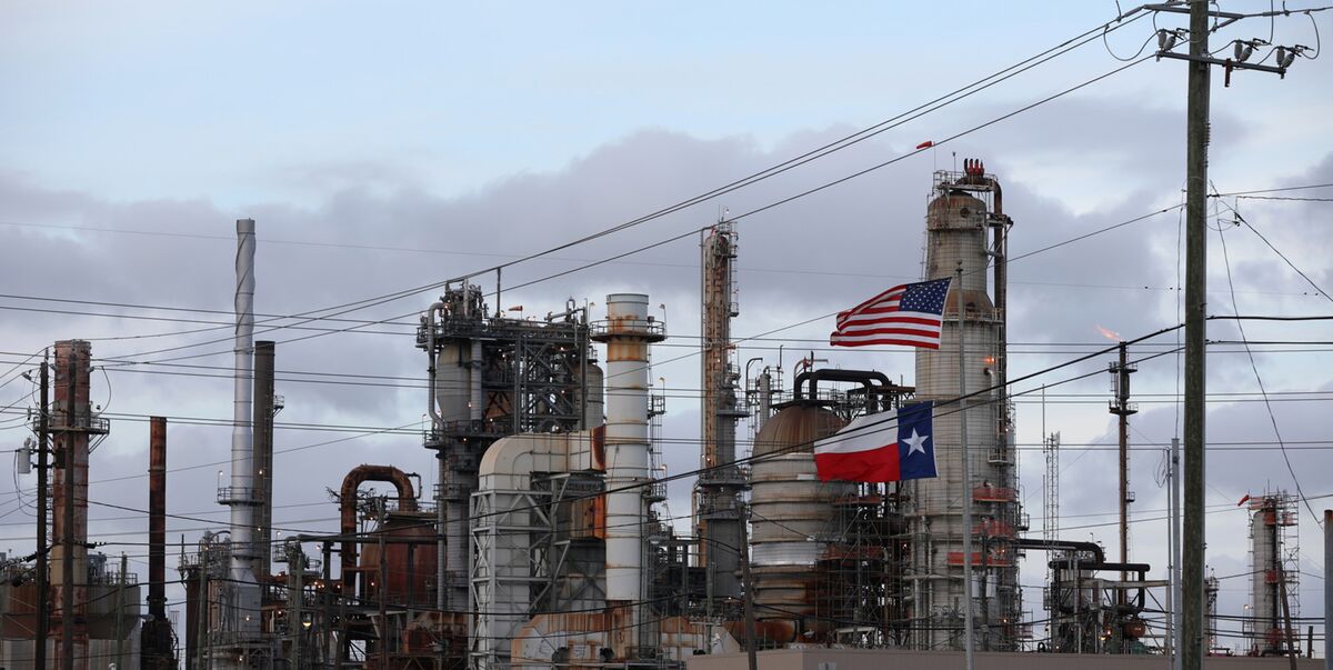Texas Suppresses Out-of-State Gas Sales Amid Shortages