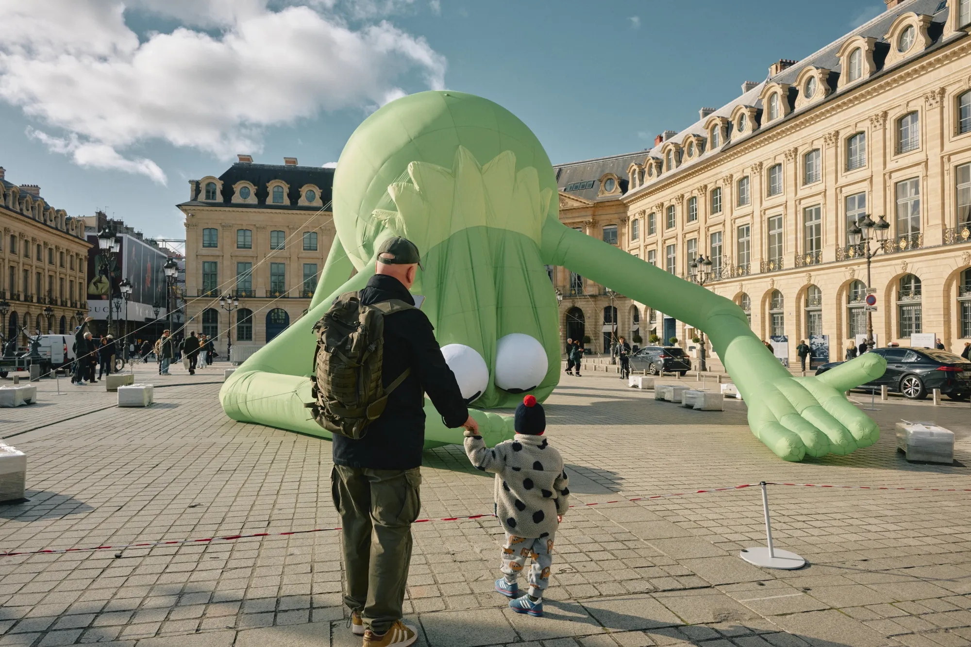 Art Basel Paris: The Commercial Art Fair With a Heart of Gold? - Bloomberg