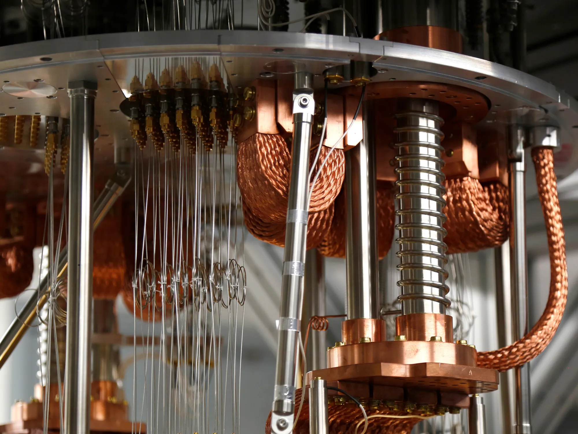Electronics for use in a quantum computer.