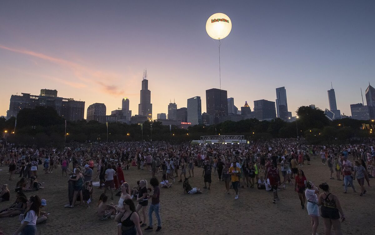 Festival-goer Dies At Lollapalooza for Second Year Running - Bloomberg