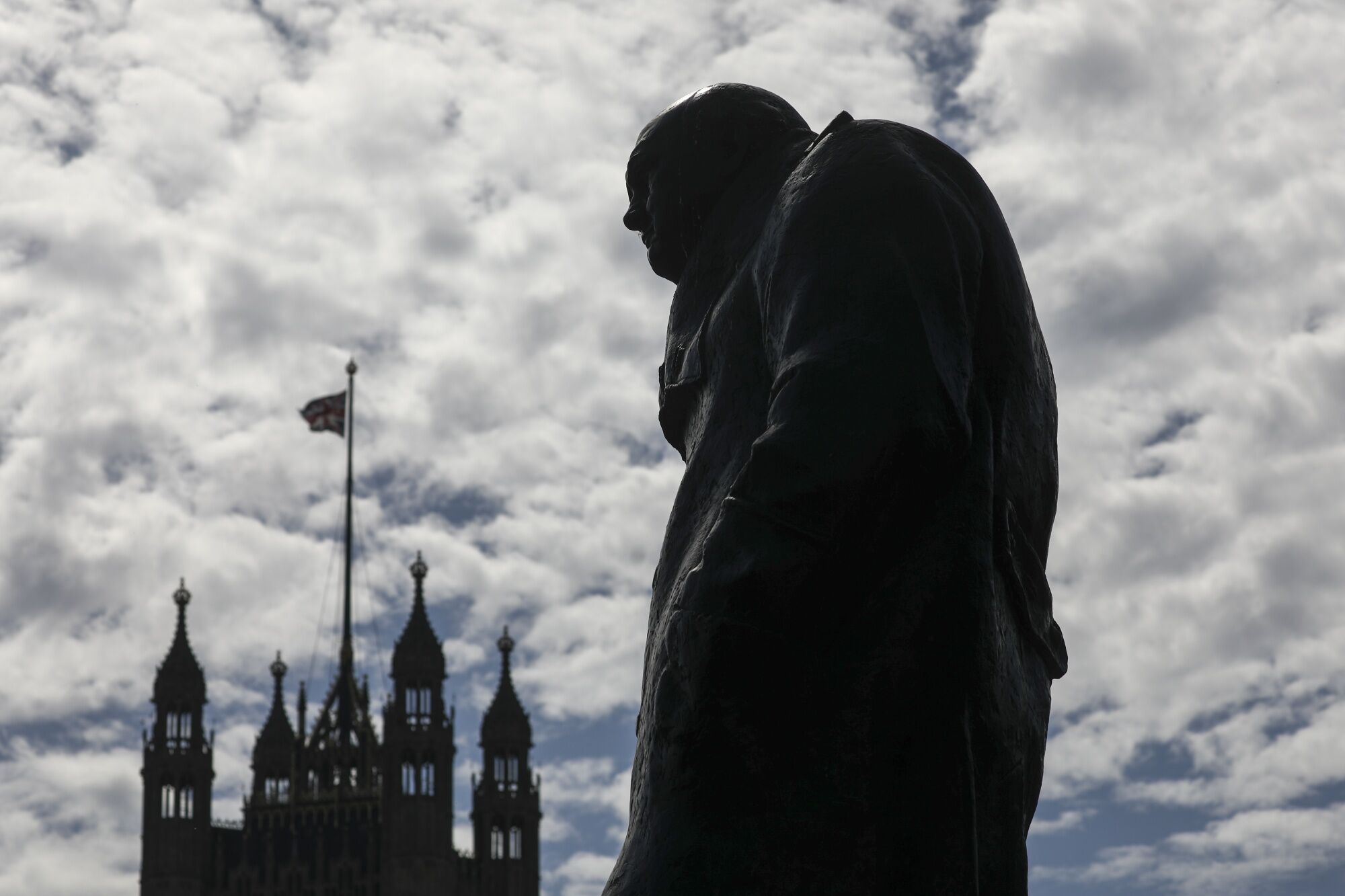 U.K. and EU Step Up Brexit Talks as Parliamentary Showdown Looms