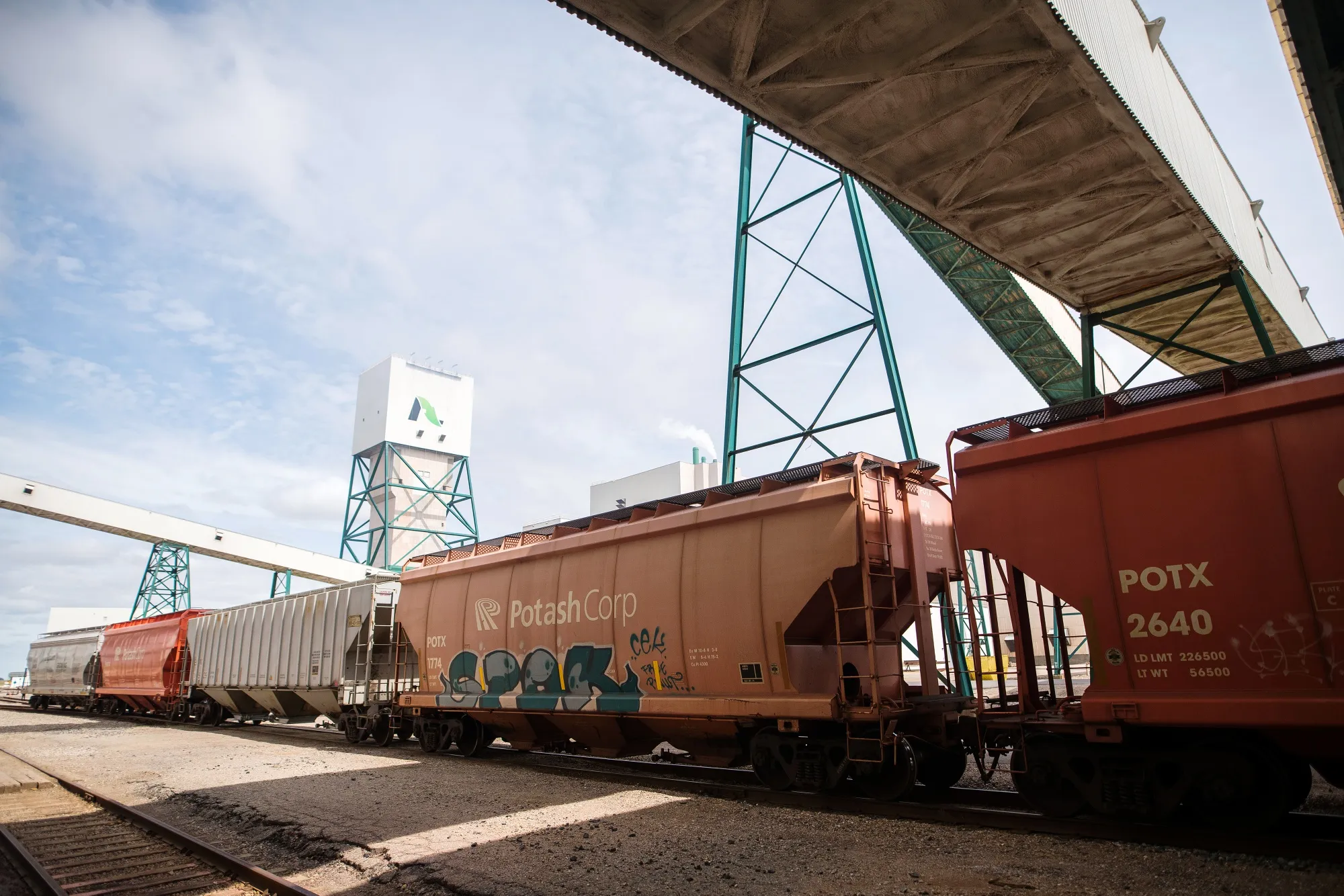 Rail cars at the Nutrien potash facility in Saskatoon.