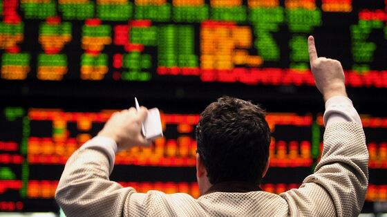 Stocks ‘Juggernaut’ Extends Rally; Dollar Weakens: Markets Wrap