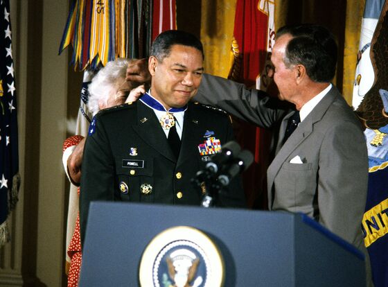 Colin Powell, U.S. Army General Turned Top Diplomat, Dies at 84