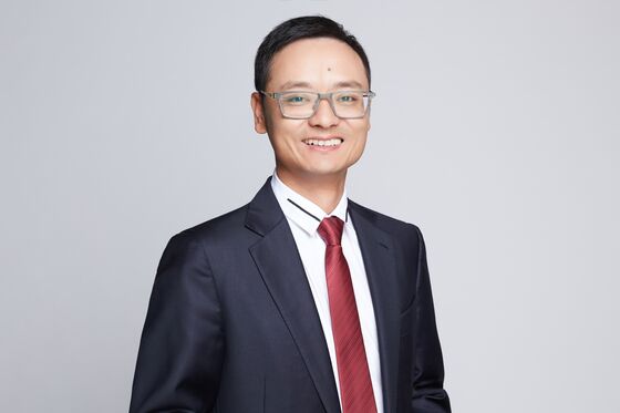 World’s Hottest Mutual Fund Manager Is Smashing Records in China
