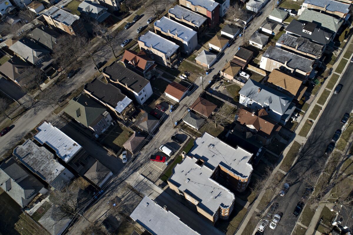 Chicago’s Proposed Mansion Tax Faces Troubled Real Estate Market