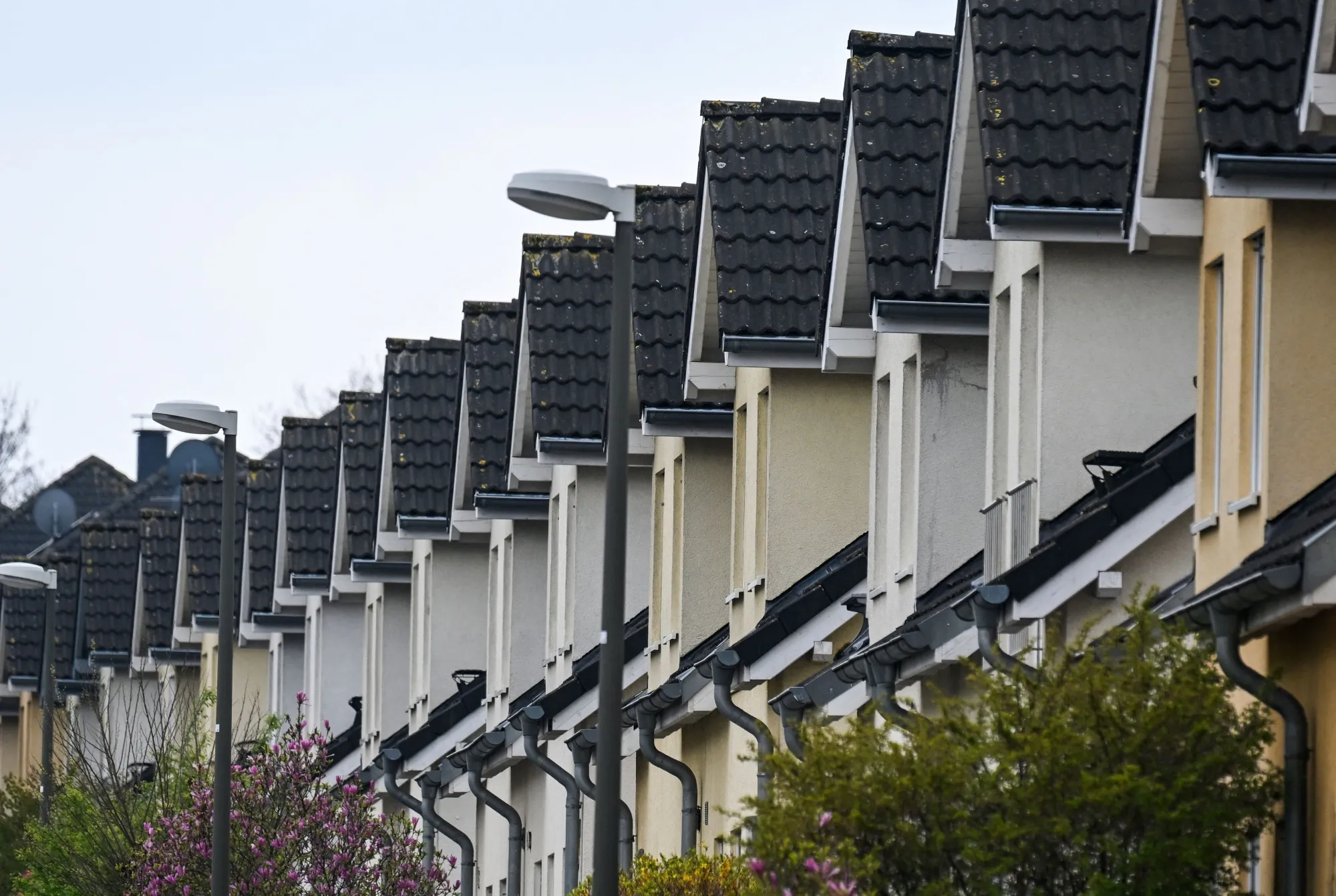 La decisión de Glendale representa un giro con respecto a su acuerdo de larga duración con el ICE, que permitía a la ciudad encarcelar a inmigrantes detenidos sin antecedentes penales en sus instalaciones de 96 camas.