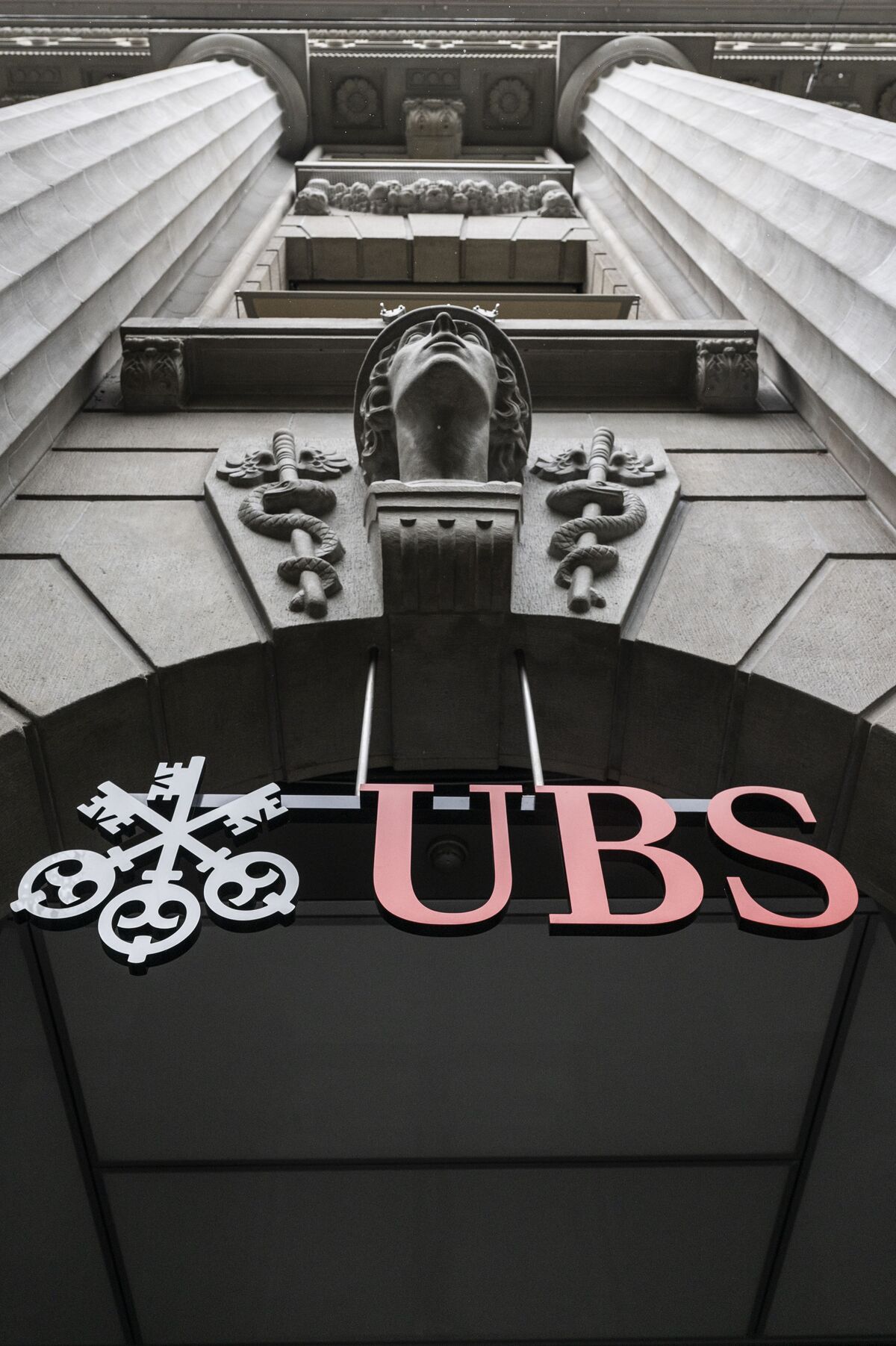 UBS Says Dealmakers Carefully Navigating Tricky Market