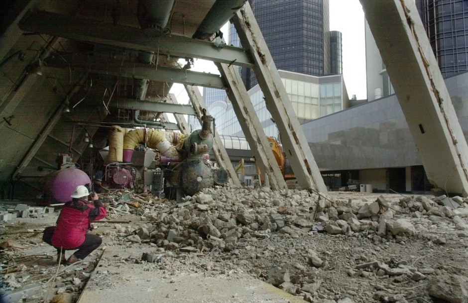 One of the street-killing concrete berms designed as part of Detroit's Renaissance Center was removed as part of SOM's redesign in 2002.