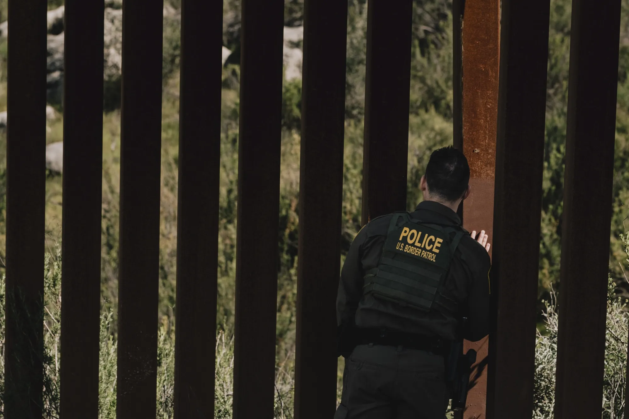 Former US President Donald Trump will call on Congress to pass a 10% pay increase for border patrol agents and approve $10,000 retention and signing bonuses.