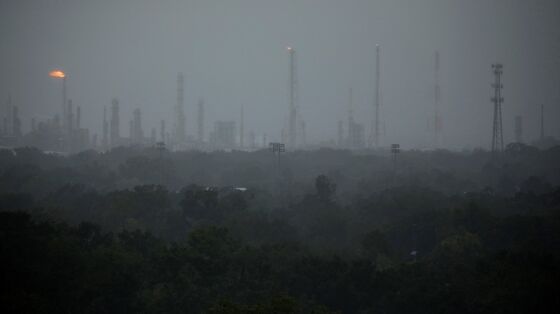 New Orleans Goes Dark as Hurricane Ida Slams into Louisiana