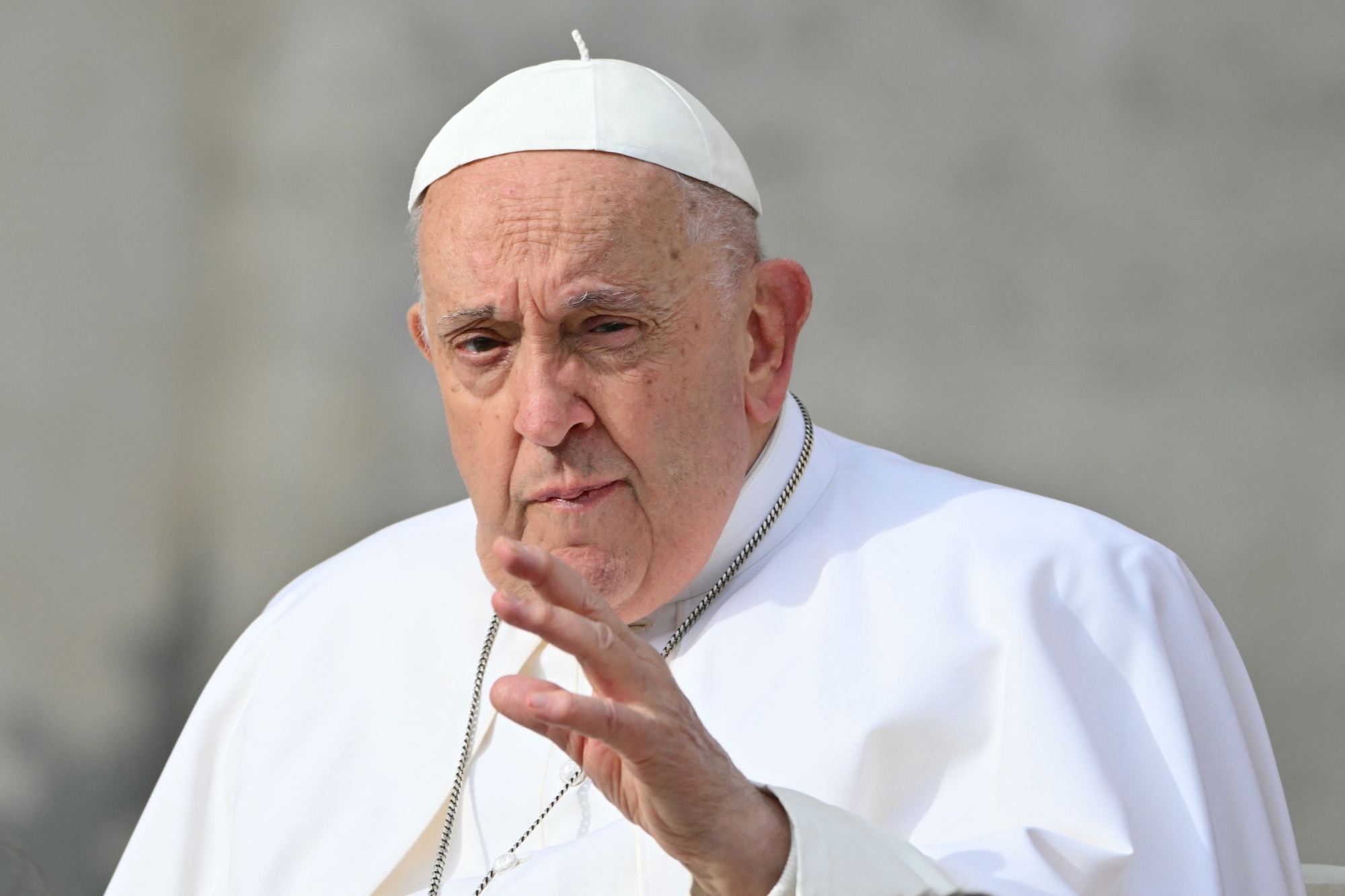 Pope Francis Apologizes Following Firestorm Over LGBTQ Slur Bloomberg