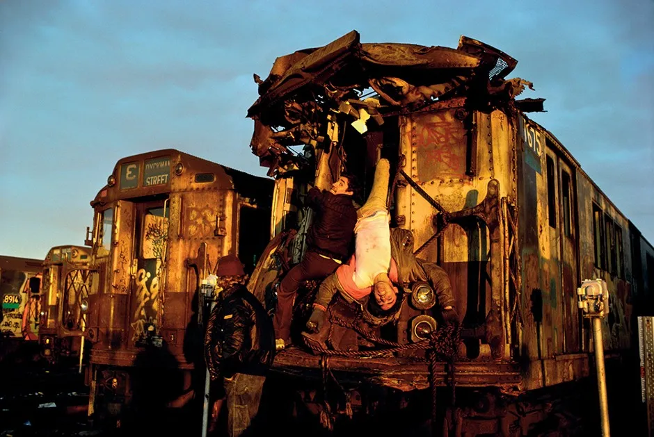 洋書 freight train graffiti thames & hudson FTG_GROUP_3000x3000_4.jpg?v=