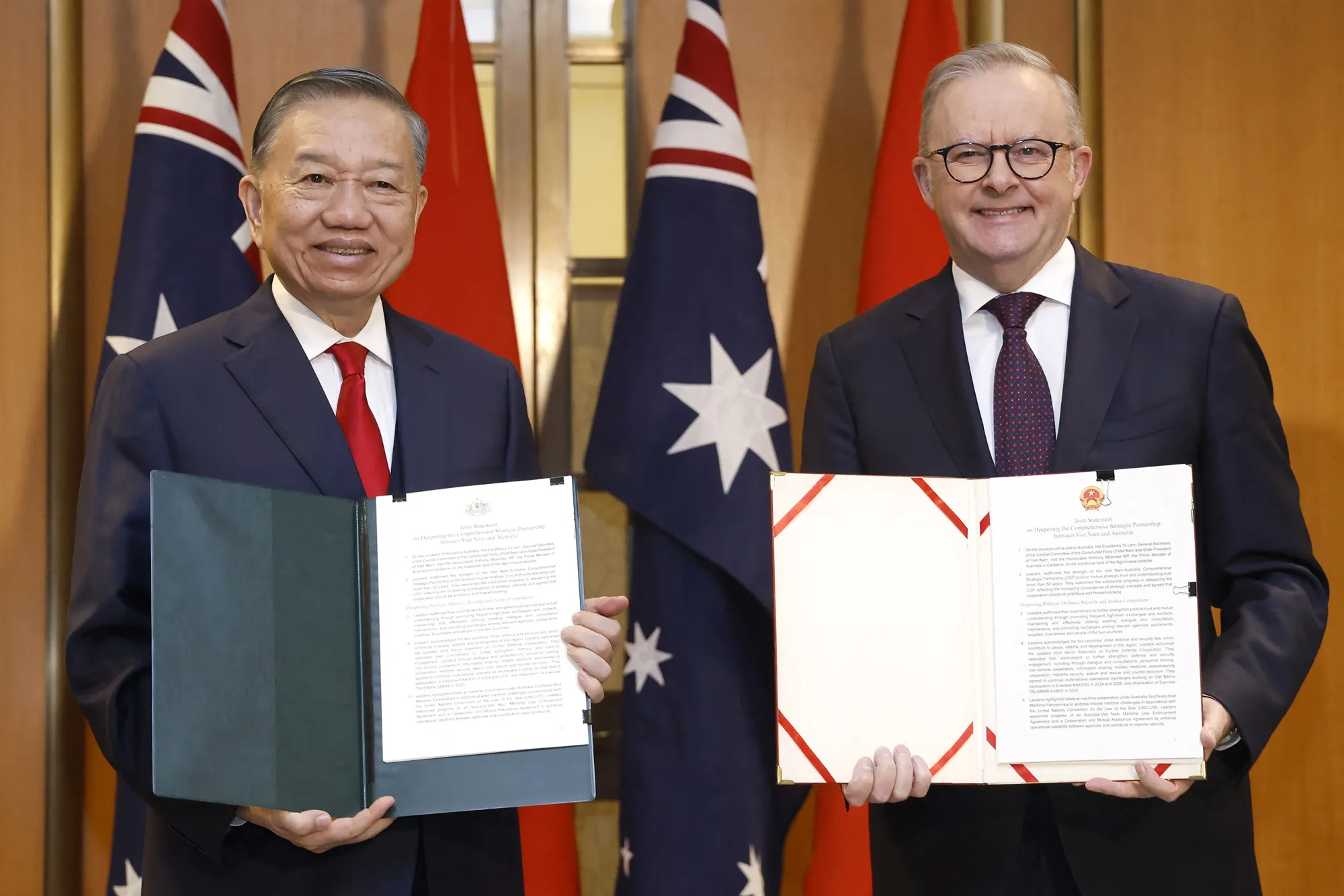 Vietnam leader's visit to New Zealand sets tone and agenda for future, says former ambassador; Typhoon Dolphin threatens central China with heavy rain