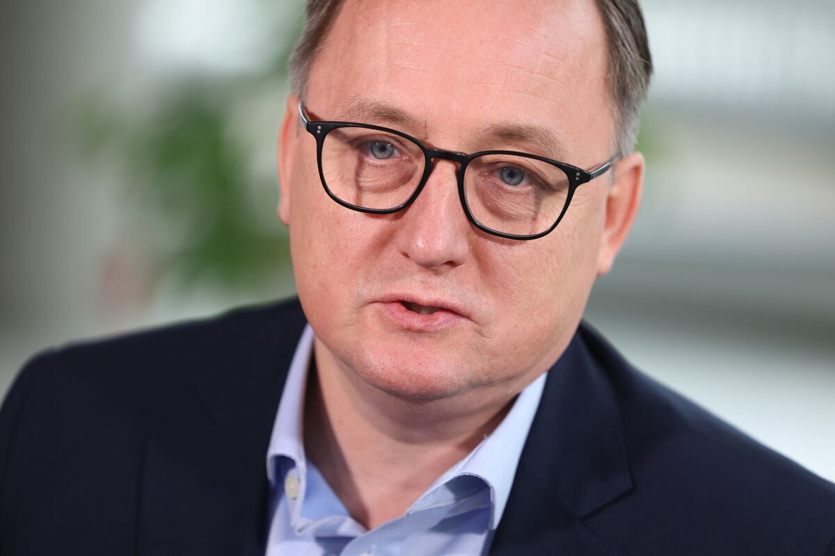 assets.bwbx.io image