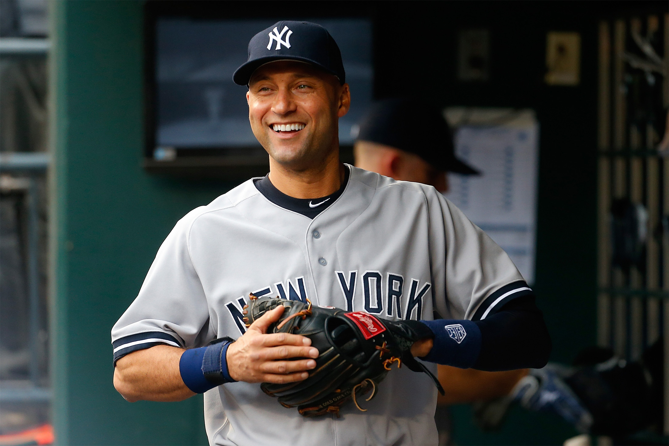 Jeter 1 vote shy of unanimous, Walker also elected to Hall