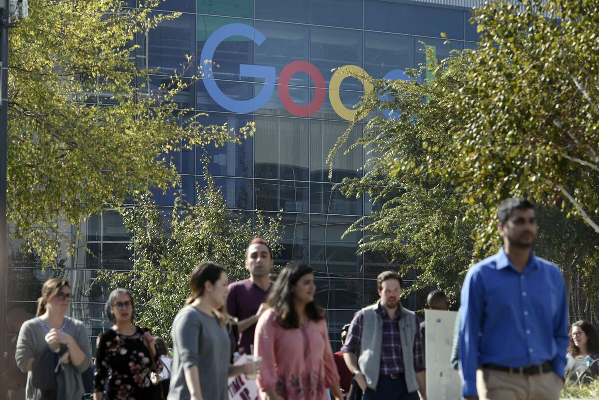 Google Shareholders and Workers Call on Board to Fix ‘Diversity Crisis