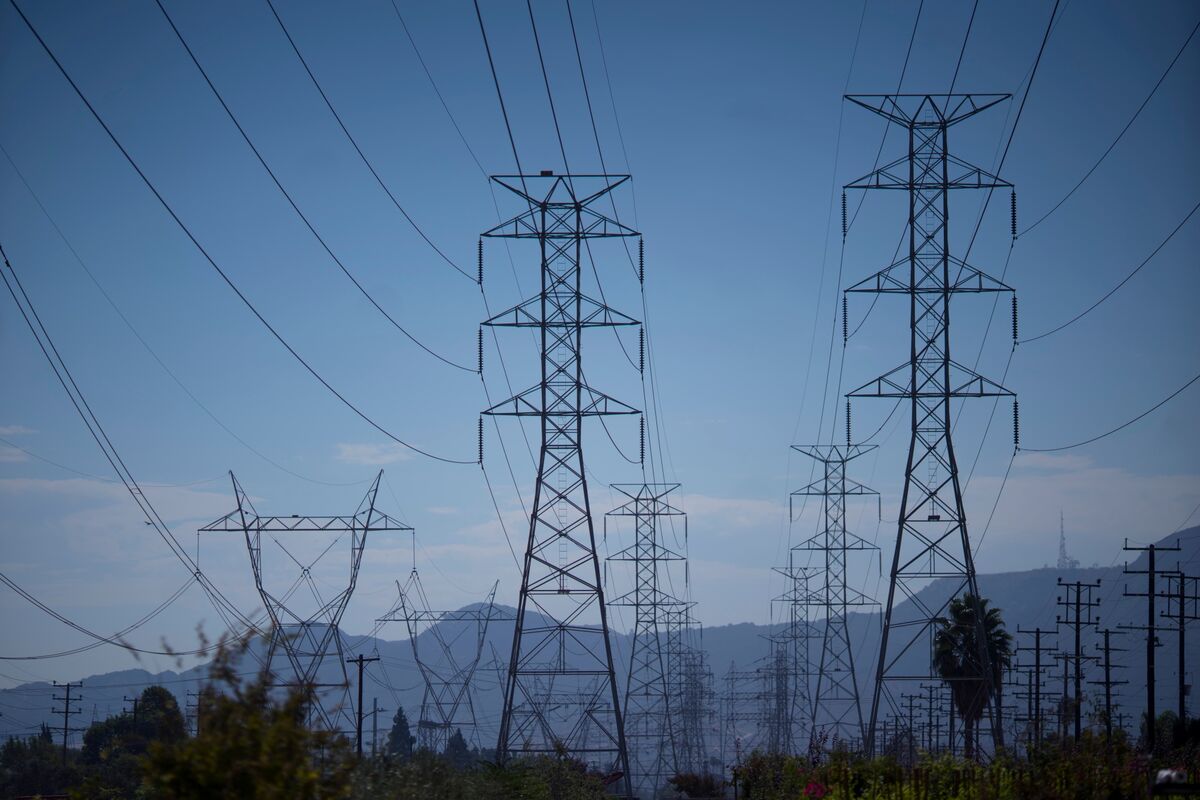 Northern California Braces for Power Shutoffs Amid Fire Risks
