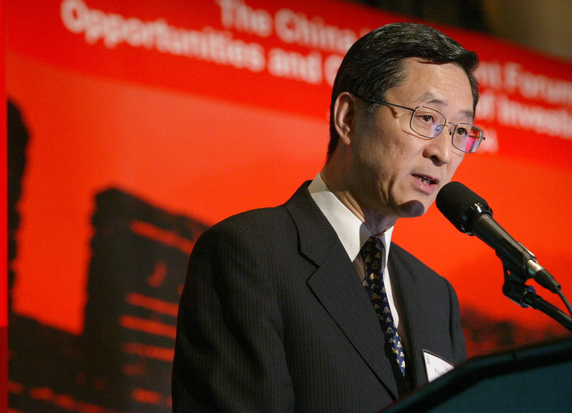 Paul Chow, Ex-CEO of HKEX Who Lured China Listings, Dies at 76 - Bloomberg