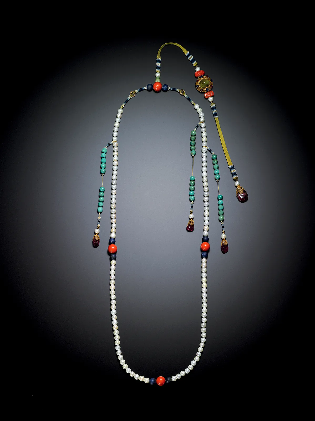 中国清王朝の白翡翠の印章、11億円超で落札－30歳代のアジア人男性