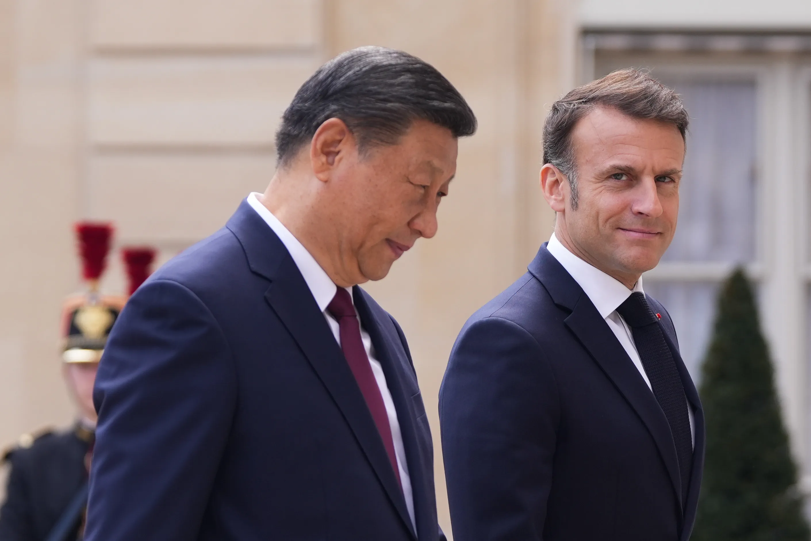Emmanuel Macron, France's president, right, greets Xi Jinping, China's president, in Paris&nbsp;on Monday, May 6, 2024.&nbsp;
