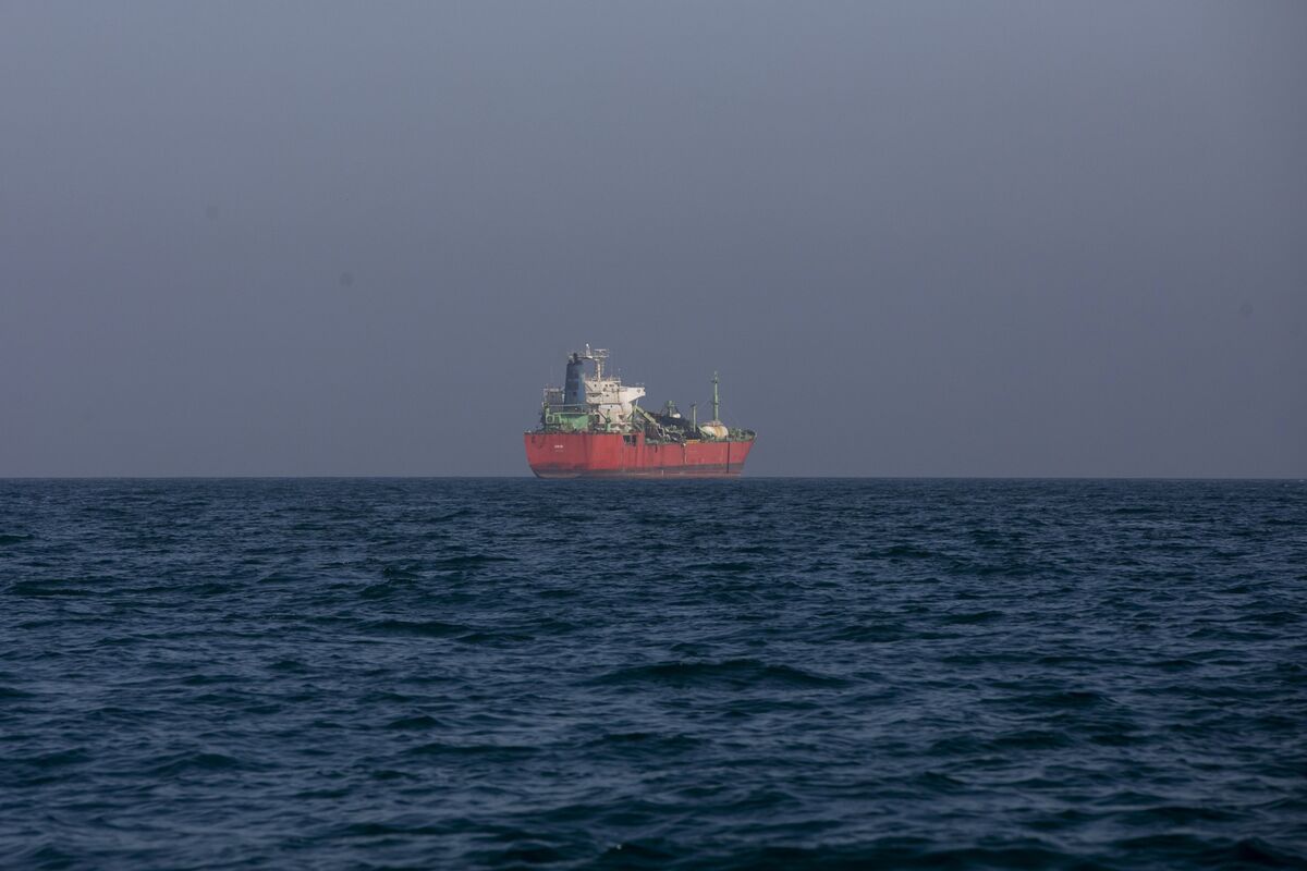 US Says Not Involved in Redirecting Pakistan-Bound LNG Tanker