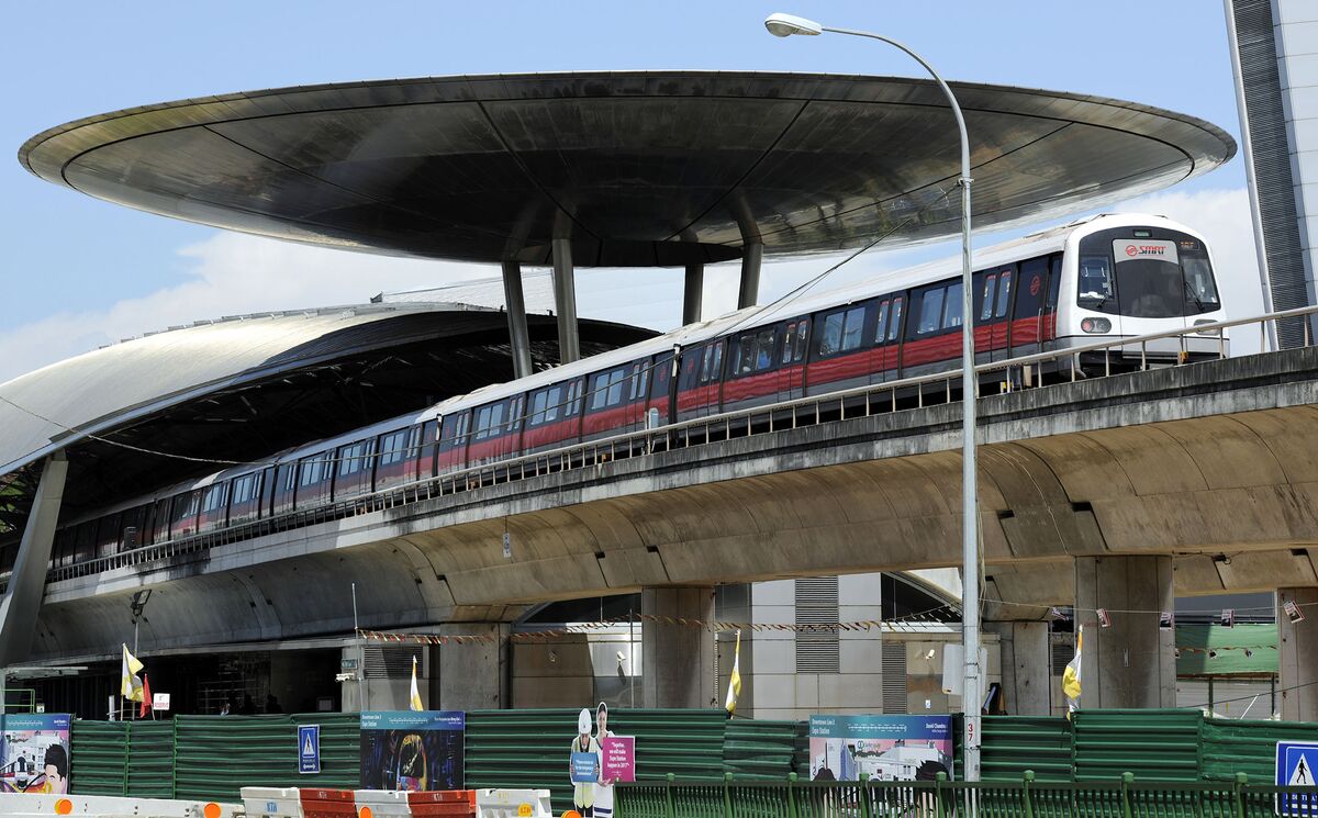 Singapore's SMRT Reports 23% Drop in Profit on Maintenance Costs - Bloomberg