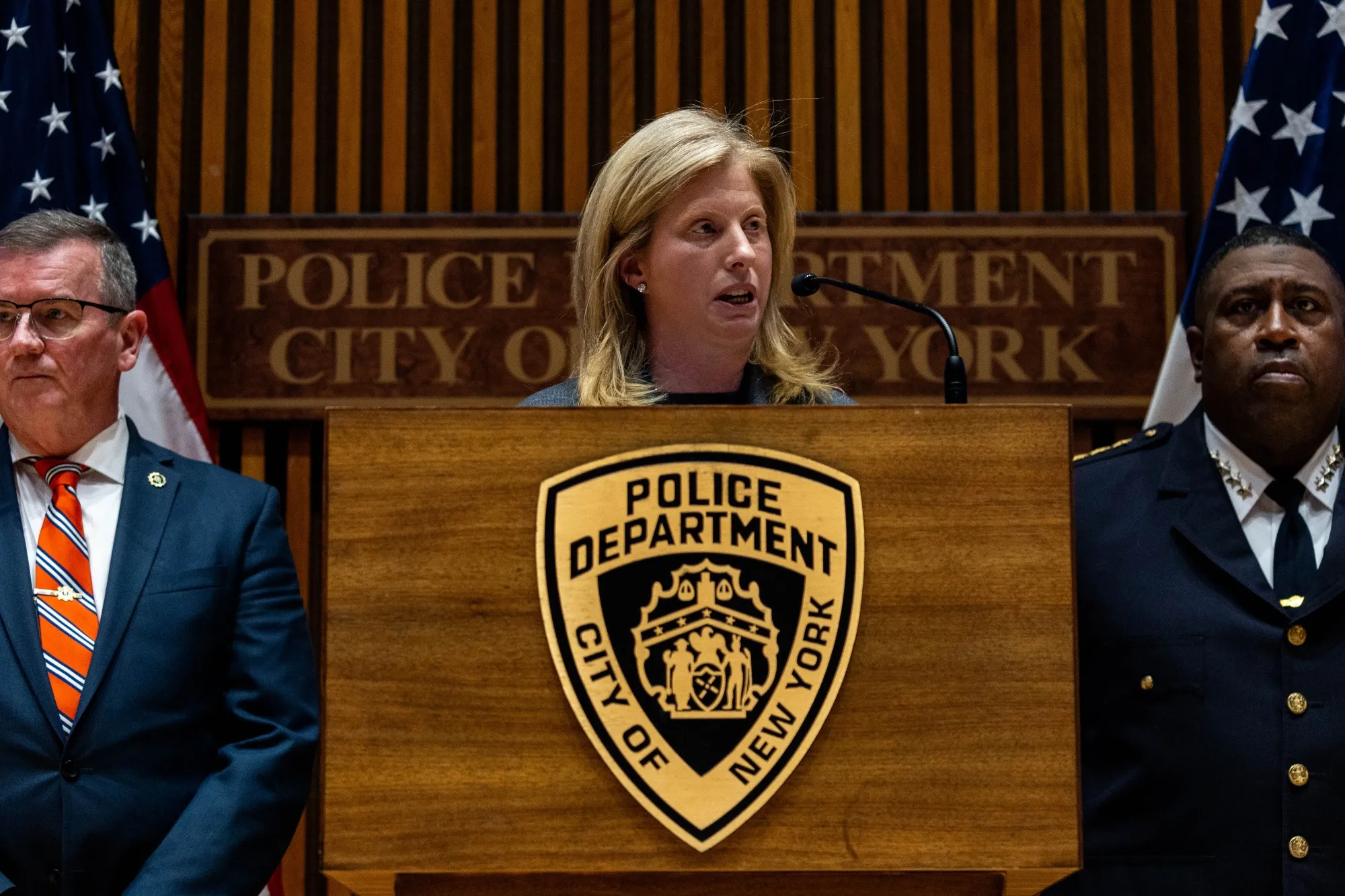 NY市警トップ、州兵派遣の動きに「強い嫌悪感」－街の安全は自ら守る